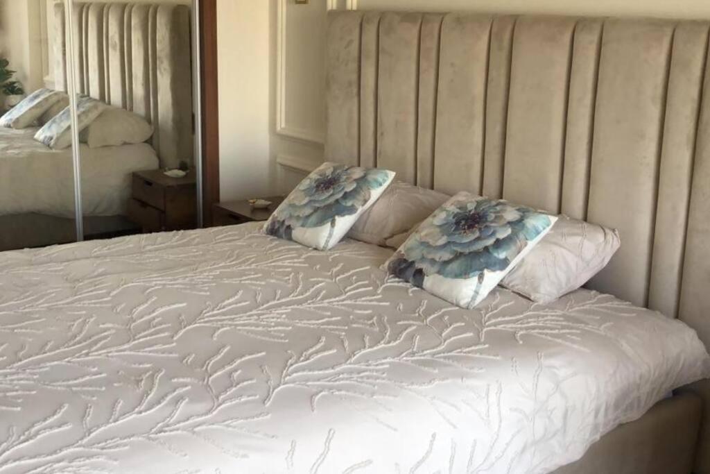 Chez Miguel Appartement Casablanca Avec Piscine Eksteriør bilde